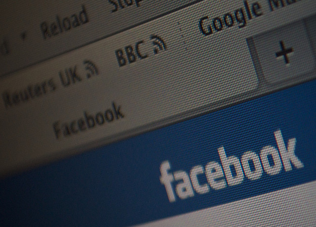 Come cancellarsi da Facebook