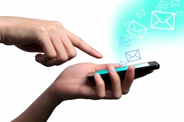 Nasceva 20 anni fa il primo SMS alla Vodafone