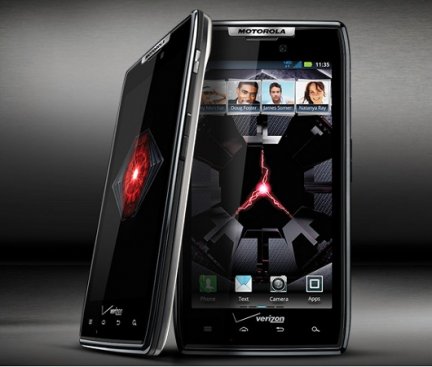 Droid RAZR , Google fa guerra ad Apple
