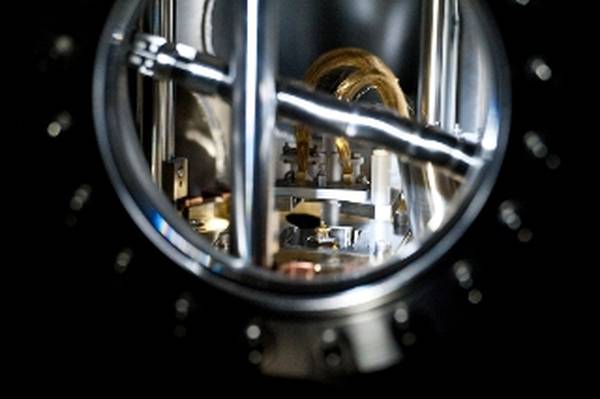 nanomotore elettrico microscopio